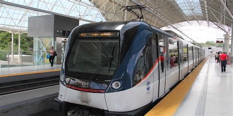 A Ride On The New Panama Metro Central Americas First Subway Huffpost
