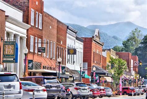 Saluda Nc Cool Mountain Small Town North Carolina Mountains