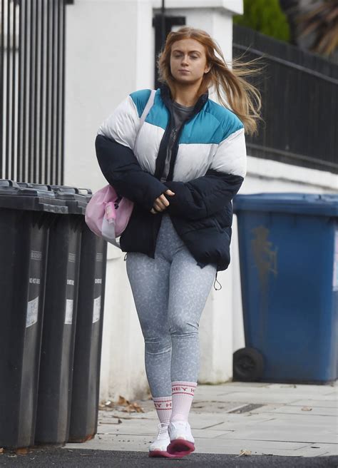 Maisie Smith Seen At Strictly Come Dancing Rehearsals In London 18