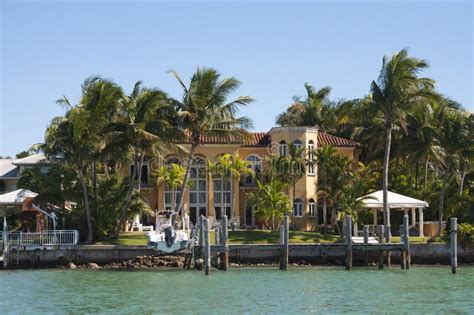 Luxurious Mansion On Star Island In Miami Stock Photo Image Of Palm