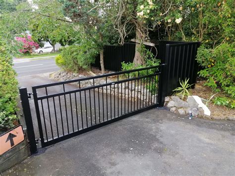 Single Swing Gate Manor Style Strong Fencing