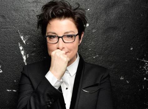 Sue Perkins Looks For Britains Best Spellers In New Sky One Show