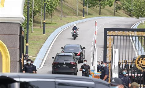 Jun 09, 2021 · kuala lumpur: Anwar Tiba Di Istana Negara | Sabah Post