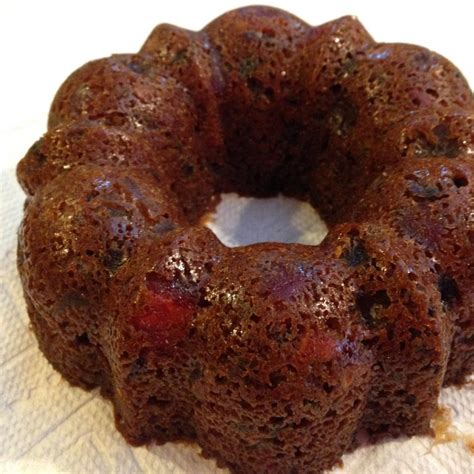 Christmas is a time for laughter and cheer but this is too much. Funny Christmas Rum Cake Recipe