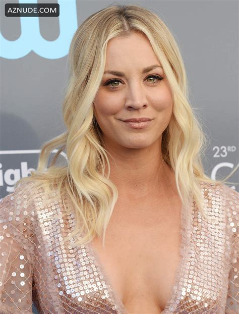 Kaley Cuoco Sexy Cleavage At 23rd Annual Critics Choice Awards In