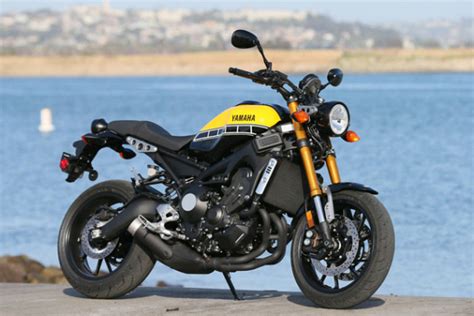 2016 Yamaha Xsr900 First Ride Review Rider Reviews