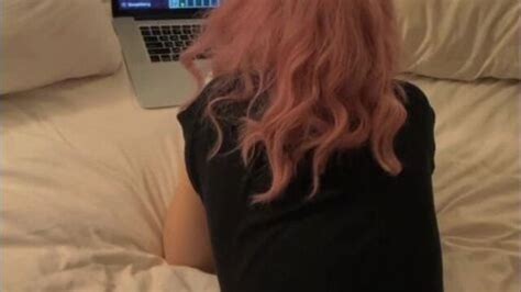 Gamer Girl Gets Anal Fucked While She Plays Watch Online