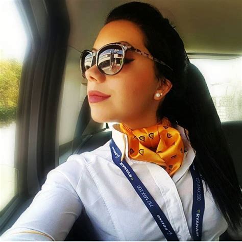 Aviation Women Su Instagram Shary 1010of Ryanair Femalpilot Pilot Pilotsofinstagram
