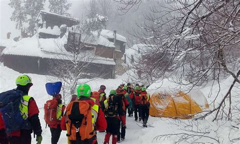 Italy Avalanche Survivors Describe Ordeal