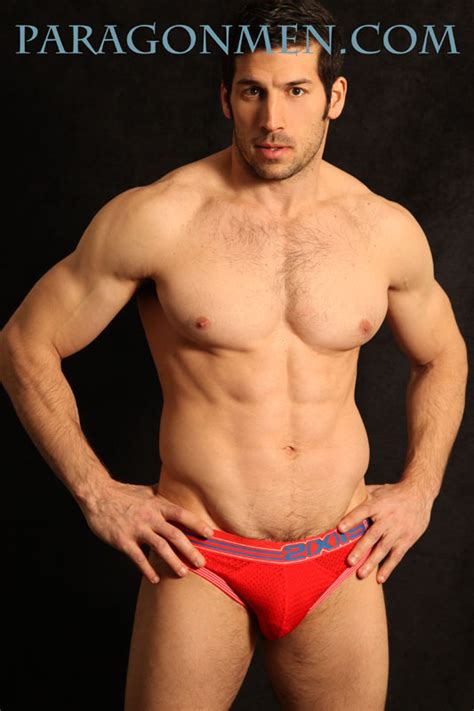 Porn Crush Of The Day Leo Giamani For