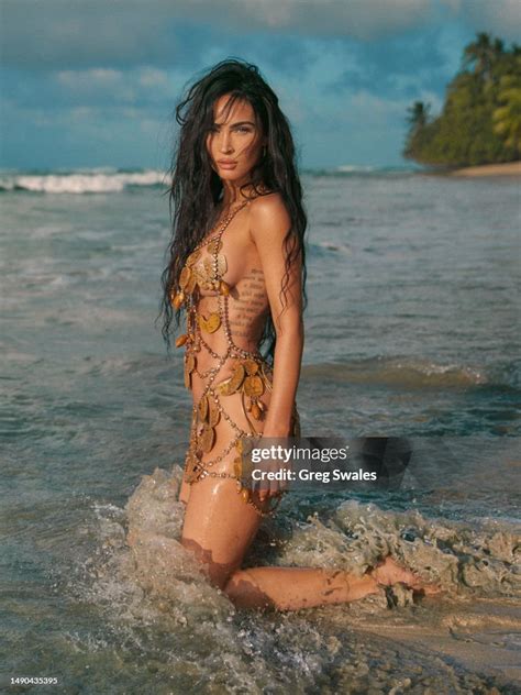 Model Megan Fox Poses For The 2023 Sports Illustrated Swimsuit Issue News Photo Getty Images