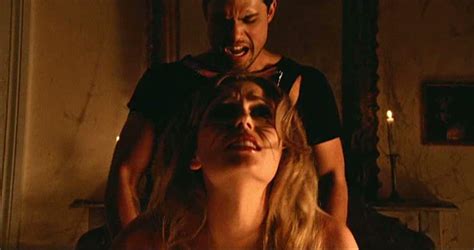 Nackte Diora Baird In Night Of The Demons