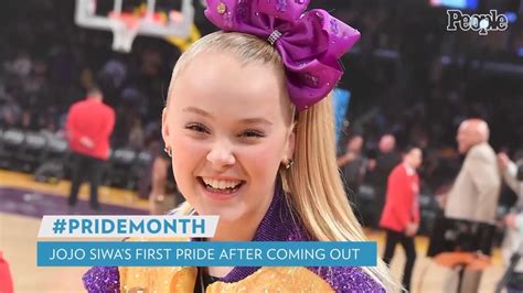 Jojo Siwa Says Shes Trying So Bad To Get One News Page Video