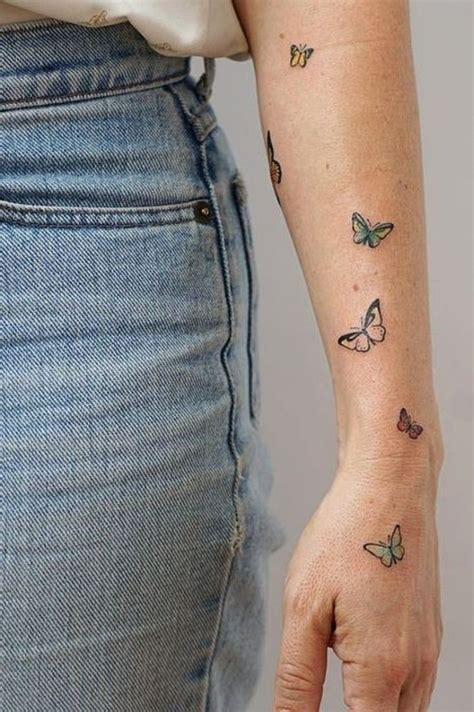 60 Best Small Tattoo Designs For Women 2021 Page 12 Of 62 Belikeanactress Com