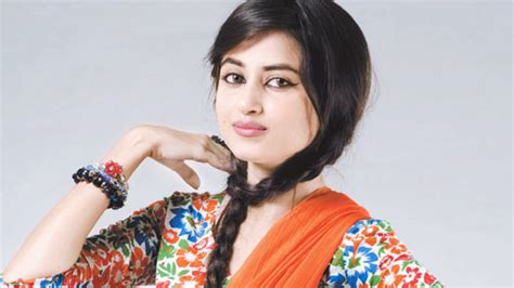 Sajal Ali Actress Desktop Wallpaper 22179 Baltana