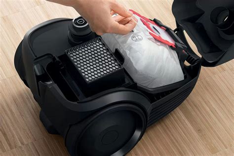 Bosch Series 2 Bagged Vacuum Cleaner Black Ireland