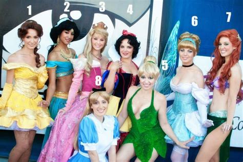 The Disney Princesses Are A Lot Sexier In 3d 30 Hq Photos Pinterest