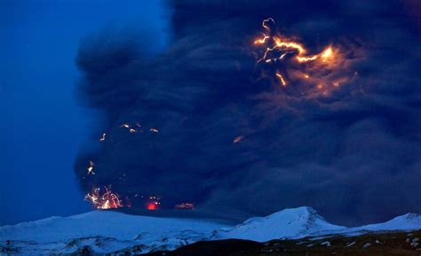 ‘dirty Thunderstorm Lightning In A Volcano