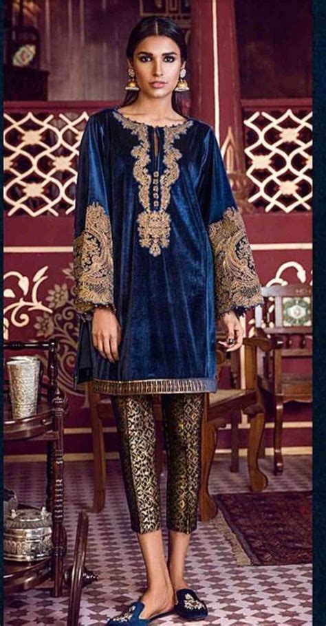 Velvet Long Dress Pakistani Velvet Dress Designs Pakistani Outfits