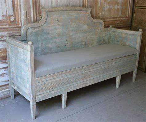 Carpe diem beds of sweden is a premium mattress and bed builder located in scandinavia, and founded by a chiropractor. 19th Century Swedish Painted Sofa Bed at 1stdibs
