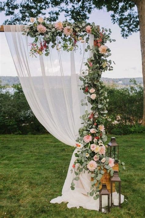 20 Creative Greenery Wedding Arches With Garland Fall Wedding