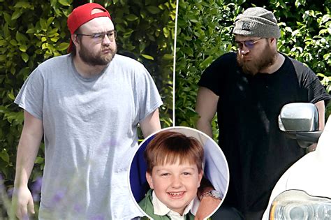 Two And A Half Men Star Angus T Jones Looks Unrecognizable Afpkudos