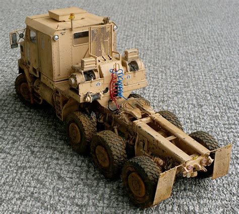 The Great Canadian Model Builders Web Page M1070 Truck Tractor