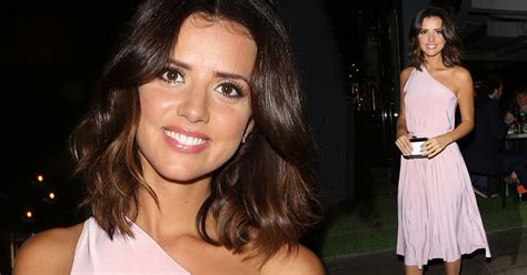 Lucy Mecklenburgh Stuns As She Goes Pretty In Pink For Meal Out In