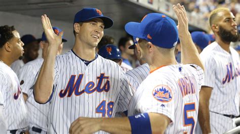 Jacob Degrom Wins Cy Young Award After Historic Campaign For Ny Mets