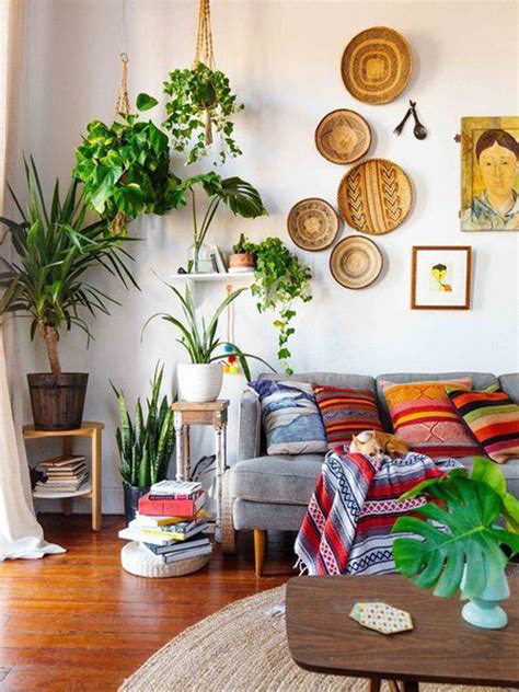 Focus on any existing features. 20 Artistic And Beautiful Boho Wall Art Ideas | HomeMydesign