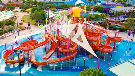 Gold coast theme park tickets. Attractions - Broadwater Shores Waterfront Apartments