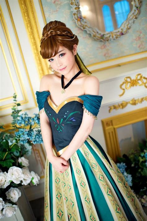 Pin By さとし あらい On Cosplay Disney Cosplay Princess Cosplay Disney Princess Cosplay