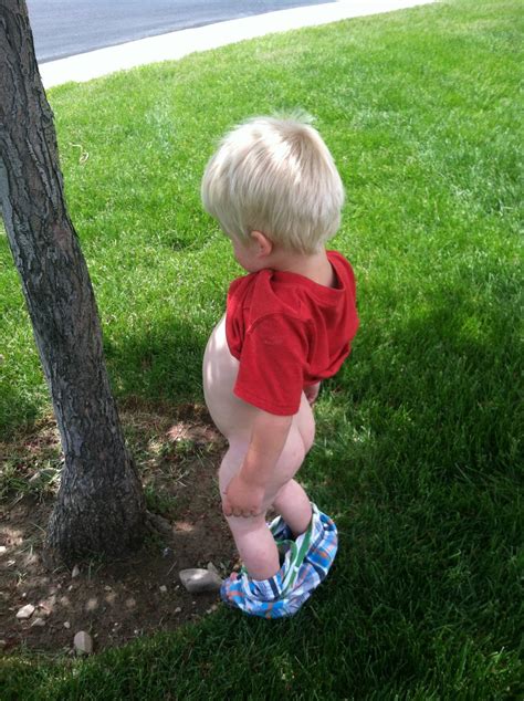 Introduce potty training as early as is reasonable. Suzi Homemaker: Potty Training {round three or four...}