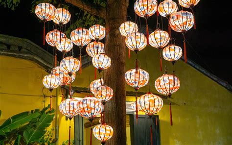 Download Wallpaper 3840x2400 Chinese Lanterns Lighting Light