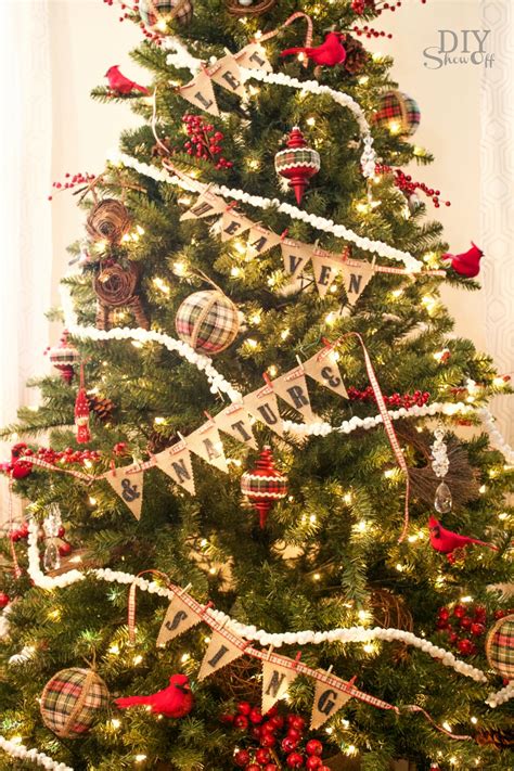 It's wonderful to decorate your tree with adornments such as family photos, paper stars, flags, starfish, and more. Birds & Berries Christmas Tree ~ Michaels Dream Tree ...