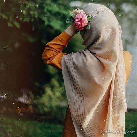 Hidden Face Muslim Girls Hijabi Hidden Face