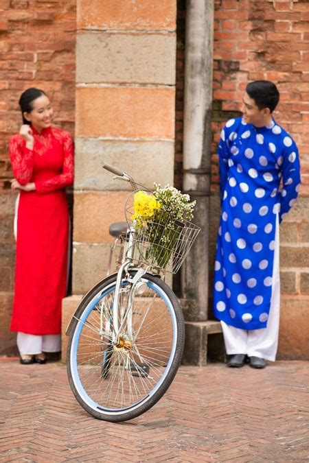 A Guide To Traditional Mens Fashion In Vietnam
