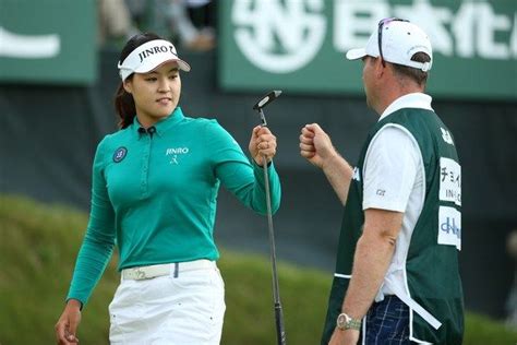 Blogging About The Korean Women Golfers On The Lpga Korean Women Golf Attire Japan Woman