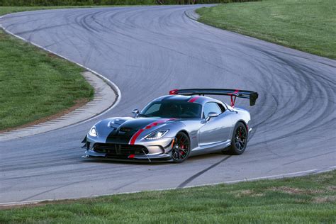 2016 Dodge Viper Acr Is The Fastest Street Legal Track Viper Ever 87
