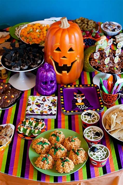20 Creative Halloween Party Tables And Treats Jennifer Perkins