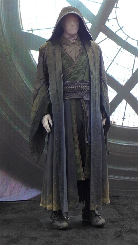 i know this is doctor strange but it s giving me a jedi vibe jedi cosplay jedi costume armor