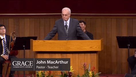 What church is john macarthur pastor of? Pastor John MacArthur Receives Standing Ovation for ...