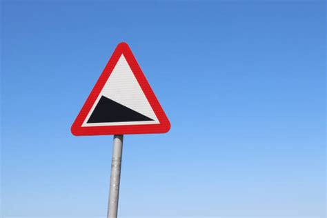 Steep Hill Sign Stock Photos Pictures And Royalty Free Images Istock