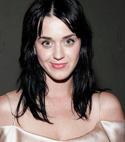 Не являющийся псевдонимом мононим — мадонна; Foto : Katy Perry ungeschminkt