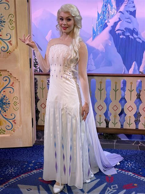 Frozen 2 elsa purple dress, frozen 2 elsa nightgown red dress. Elsa and Anna Debut New "Frozen 2" Costumes at Epcot ...