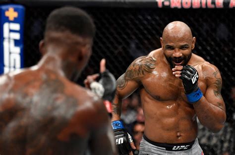 Адесанья исраэль (adesanya israel) мма средний вес нигерия 22.07.1989. Crowd boos Israel Adesanya vs Yoel Romero UFC 248 ...