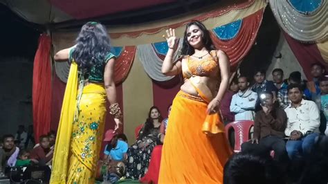 Bhojpuri Stage Dance Hot Desi Dance Chuwata Pani Thope Thope Re