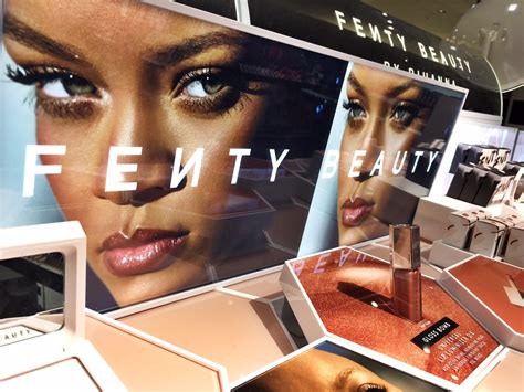 コンプリート！ Advertisement Fenty Beauty Ads 878105 Advertisement Fenty