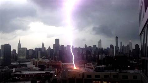 Loud Booming Lightnings During Thunderstorm In New York July 02 2014