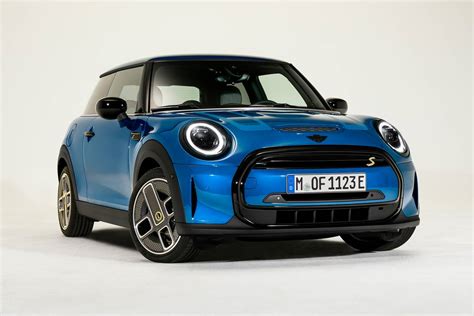 2022 Mini Hardtop 2 Door Electric Prices Reviews And Pictures Edmunds